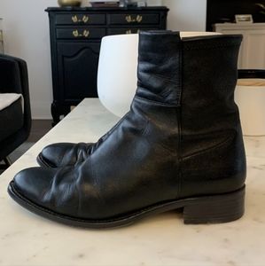 Stuart Weitzman Chelsea Ankle Boot